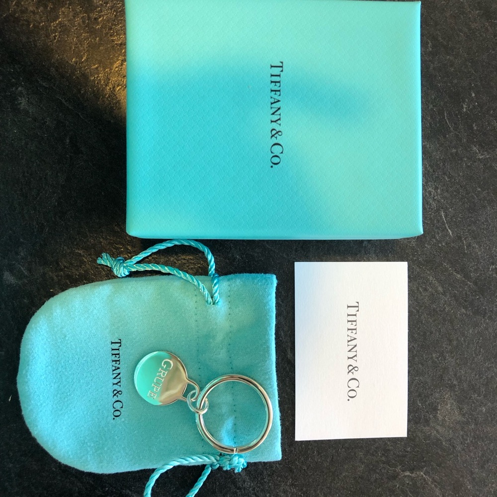Tiffany & Co. Silver Key & Card Holder - Picture 5 of 8